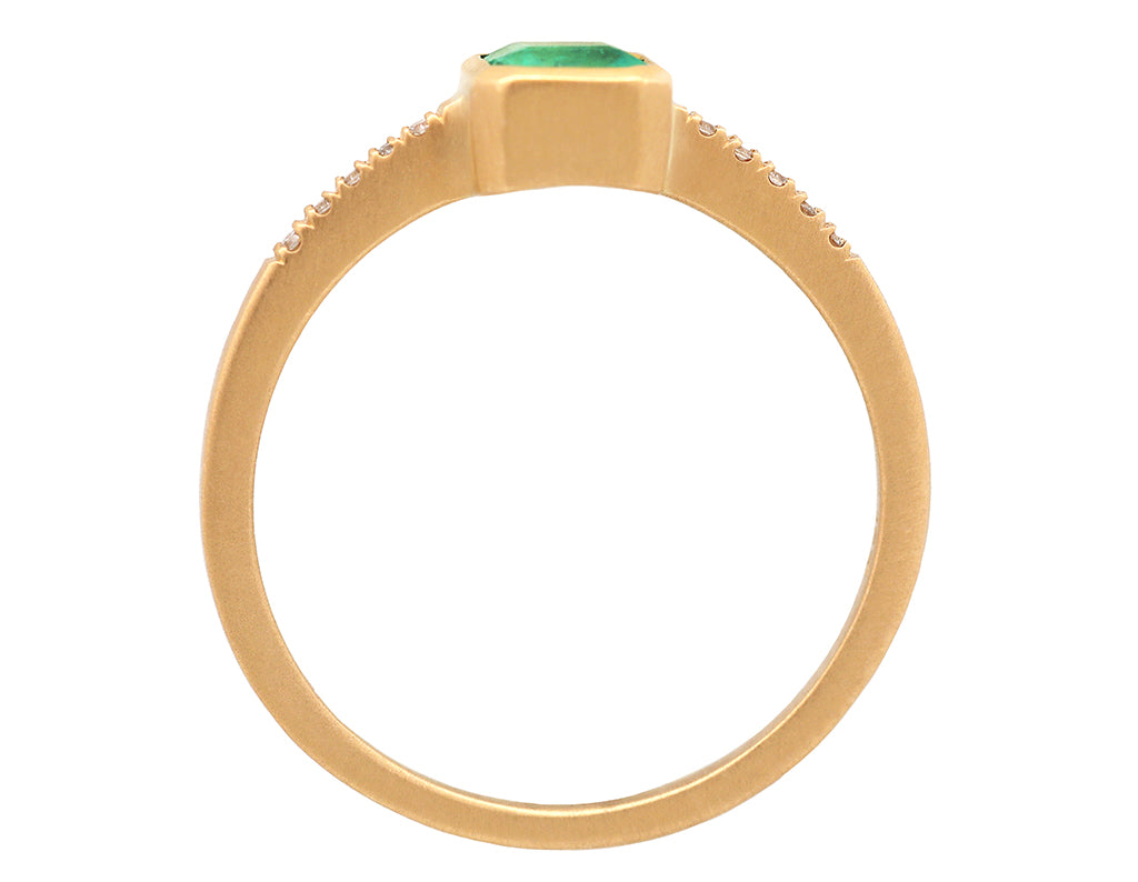 0.50ct Cushion Emerald & Yellow Gold Pavé Diamond Bezel Ring