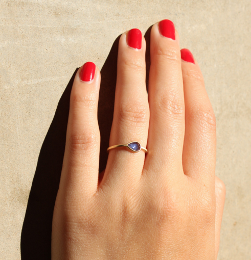 0.50ct Pear Rose-cut Sapphire & Yellow Gold Ring